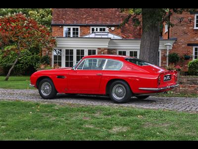 Aston Martin+DB6