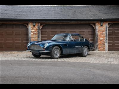 Aston Martin+DB6