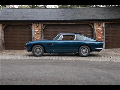 Aston Martin+DB6