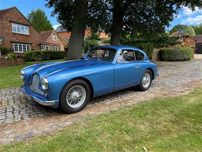 Aston Martin+DB2/4