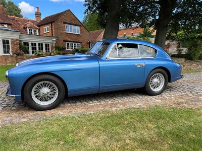Aston Martin+DB2/4