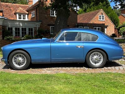 Aston Martin+DB2/4
