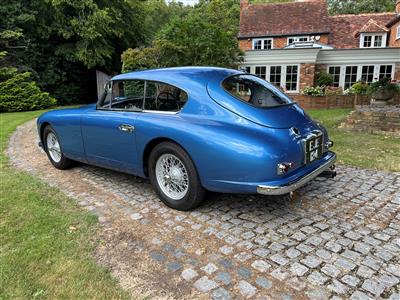 Aston Martin+DB2/4