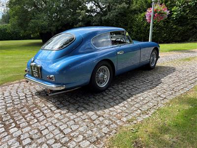 Aston Martin+DB2/4