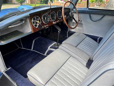 Aston Martin+DB2/4
