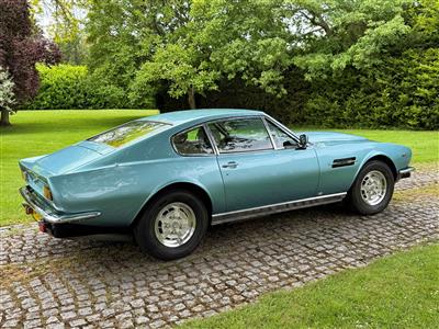 Aston Martin+V8 Saloon