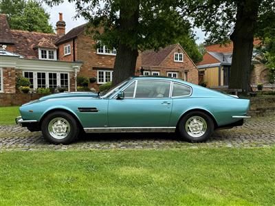 Aston Martin+V8 Saloon