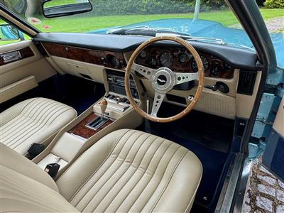 Aston Martin+V8 Saloon