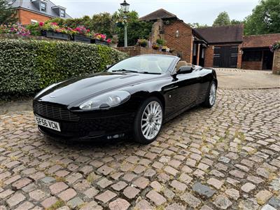 Aston Martin+DB9