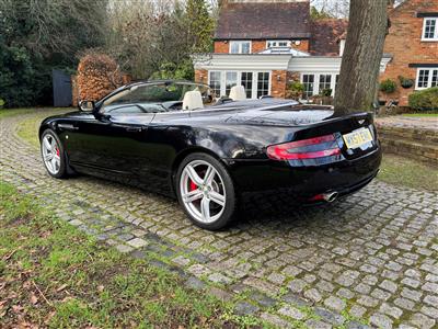 Aston Martin+DB9