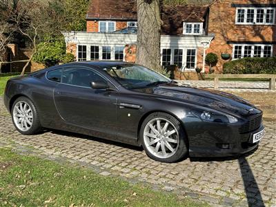 Aston Martin+DB9