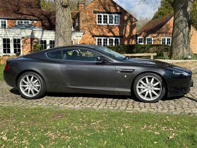 Aston Martin+DB9