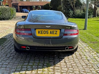 Aston Martin+DB9