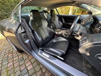 Aston Martin+DB9