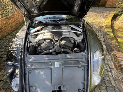 Aston Martin+DB9