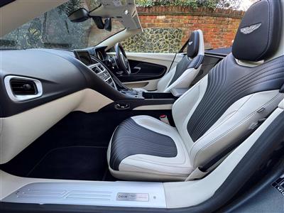 Aston Martin+DB11