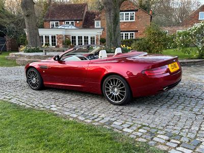 Aston Martin+DB9