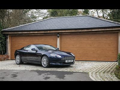 Aston Martin+DB9