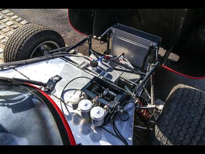 Chevron+B8