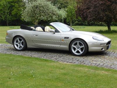 Aston Martin+DB7
