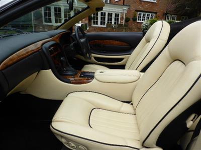 Aston Martin+DB7