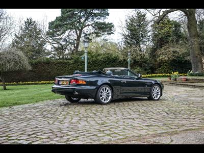 Aston Martin+DB7