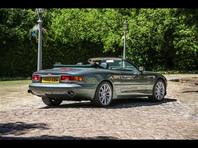 Aston Martin+DB7