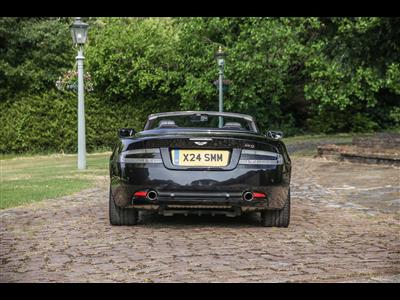 Aston Martin+DB9