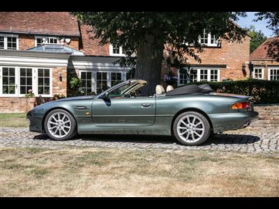 Aston Martin+DB7